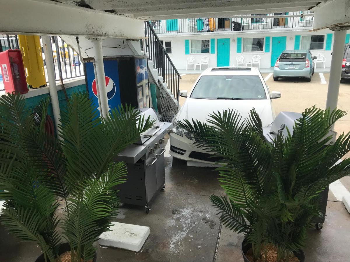 וויילדווד Surfcomber Motel מראה חיצוני תמונה
